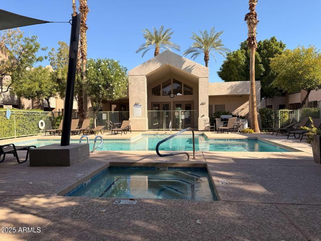 1295 N Ash Street 923, Gilbert, AZ 85233