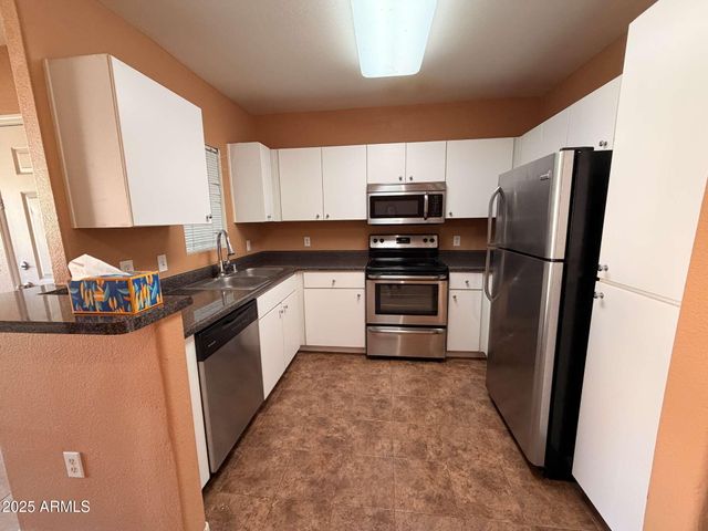 1295 N Ash Street 923, Gilbert, AZ 85233