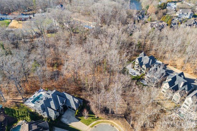 1024 Dacavin Drive, Charlotte, NC 28226