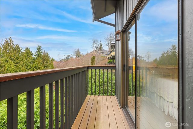 10430 64th Place W, Mukilteo, WA 98275