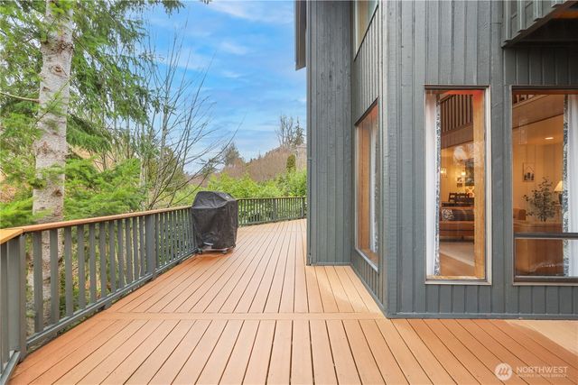 10430 64th Place W, Mukilteo, WA 98275