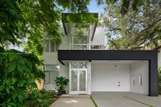 5720 SW 24 ST -, Miami, FL 33155