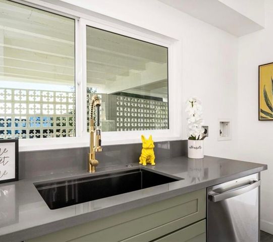 22495 Sierra Drive, Palm Springs, CA 92262