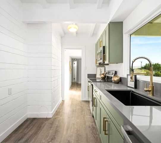 22495 Sierra Drive, Palm Springs, CA 92262