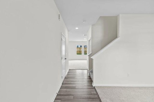 411 Stonebrook DR, Hutto, TX 78634