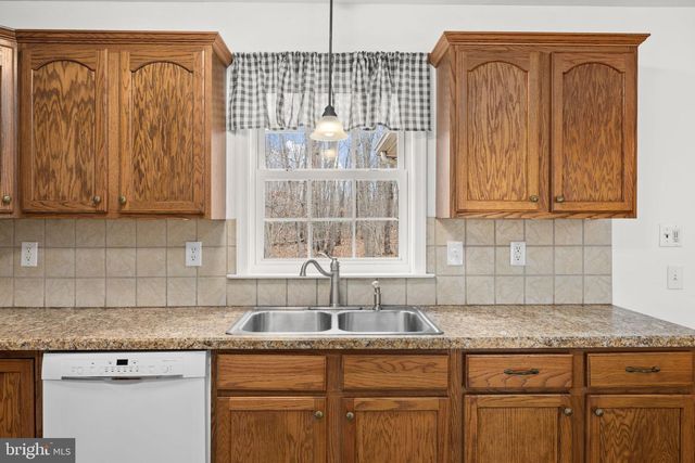 25281 BOLING LN, Rhoadesville, VA 22542