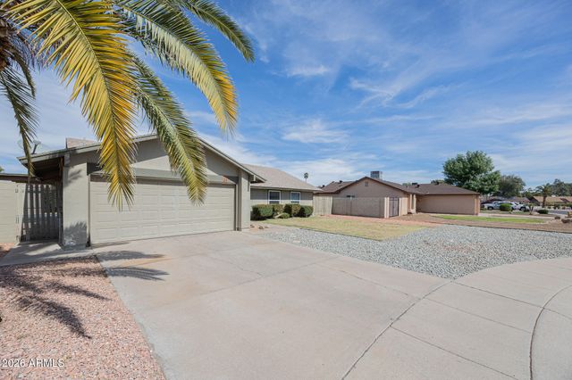 3434 W KINGS Avenue, Phoenix, AZ 85053