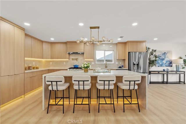 10276 Falcon, Fountain Valley, CA 92708