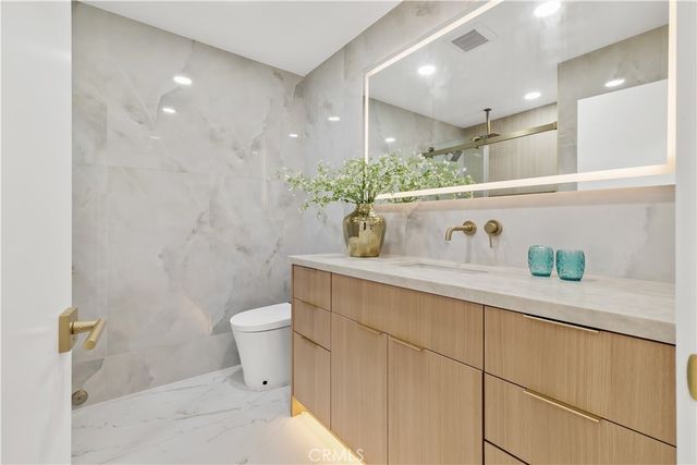 10276 Falcon, Fountain Valley, CA 92708