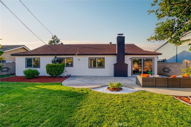 10276 Falcon, Fountain Valley, CA 92708