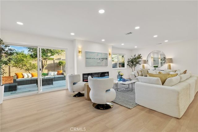 10276 Falcon, Fountain Valley, CA 92708