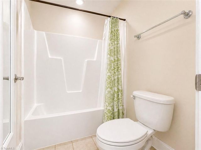 7 OWLS ROOST Court, Greensboro, NC 27410