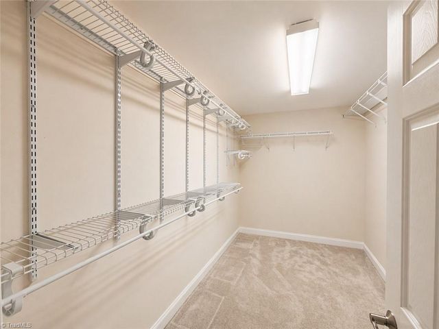 7 OWLS ROOST Court, Greensboro, NC 27410