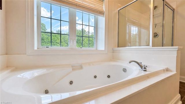 7 OWLS ROOST Court, Greensboro, NC 27410