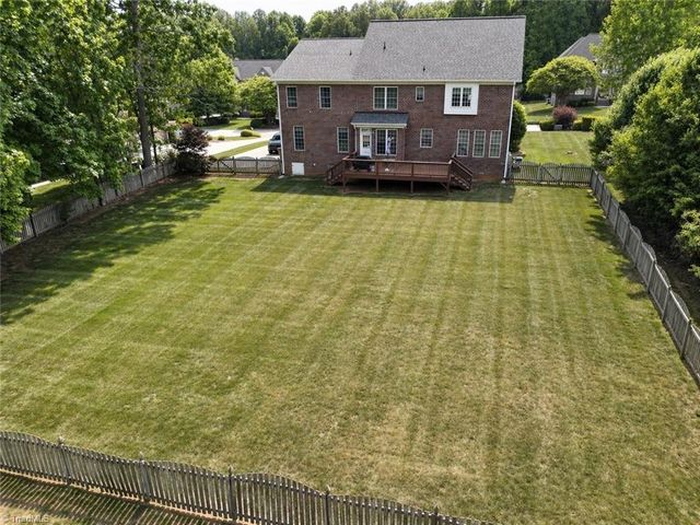 7 OWLS ROOST Court, Greensboro, NC 27410