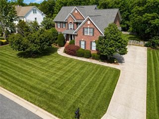 7 OWLS ROOST Court, Greensboro, NC 27410
