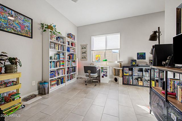 4330 S NEUTRON --, Mesa, AZ 85212