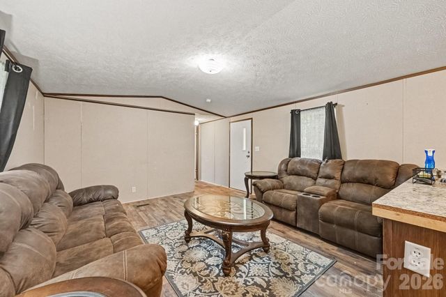 1846 Apple Blossom Road, York, SC 29745