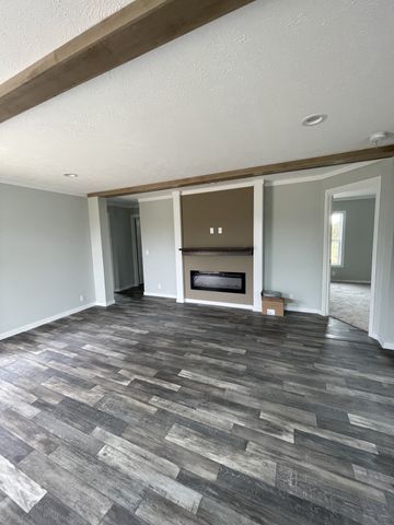 881 white springs road, Lafayette, TN 37083