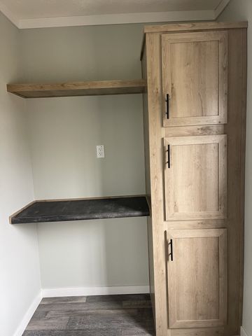 881 white springs road, Lafayette, TN 37083