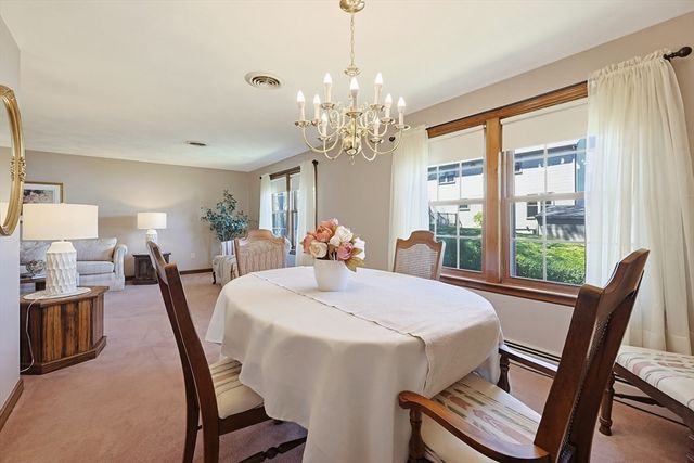 3 Sunnyside Ln, Milford, MA 01757