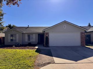 5375 W Ramona Avenue, Fresno, CA 93722