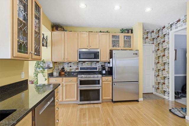 4116 Southwyck Road, Uniontown, OH 44685