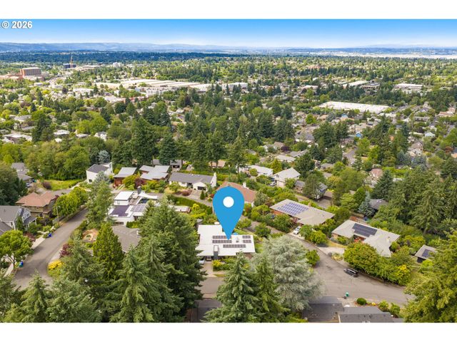 6809 Se ASH St, Portland, OR 97215