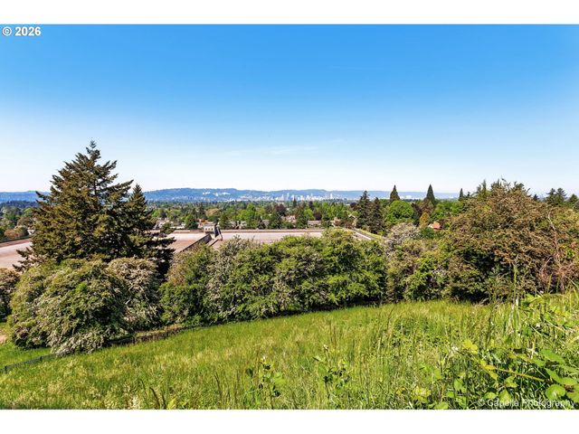 6809 Se ASH St, Portland, OR 97215