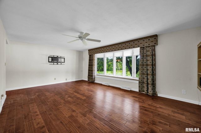 128 DONALD Court, East Peoria, IL 61611