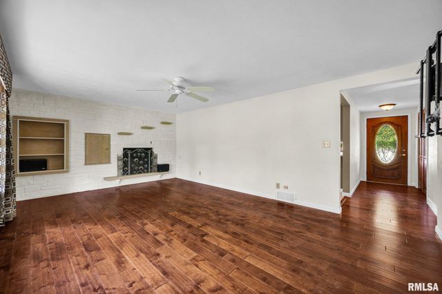 128 DONALD Court, East Peoria, IL 61611