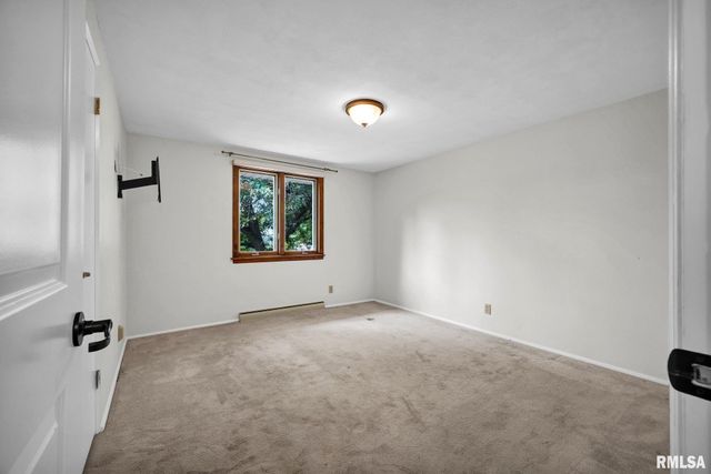 128 DONALD Court, East Peoria, IL 61611