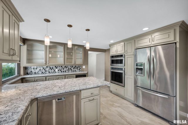 128 DONALD Court, East Peoria, IL 61611