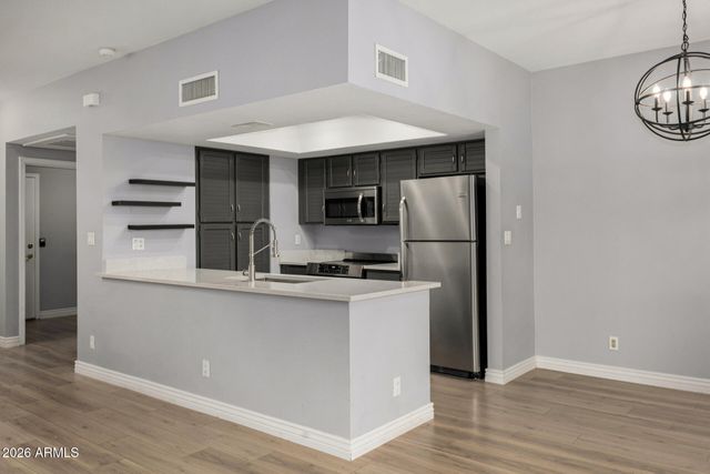 9705 E MOUNTAIN VIEW Road 1126, Scottsdale, AZ 85258