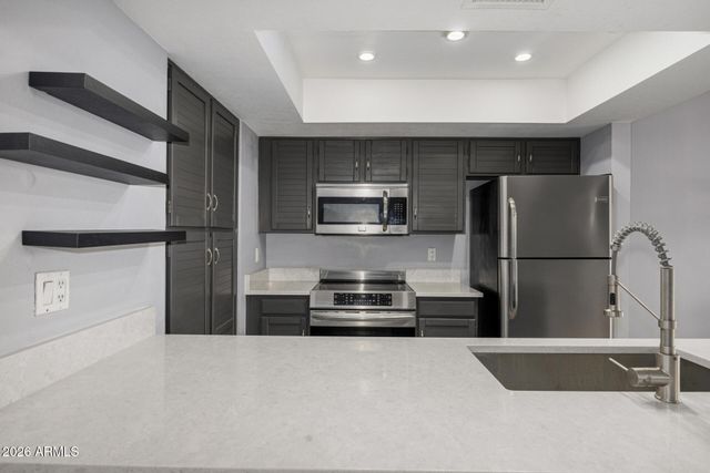 9705 E MOUNTAIN VIEW Road 1126, Scottsdale, AZ 85258