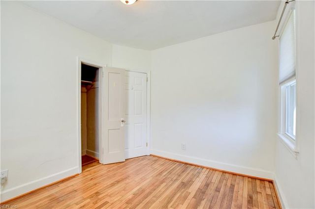 26 Monroe DR, Hampton, VA 23669