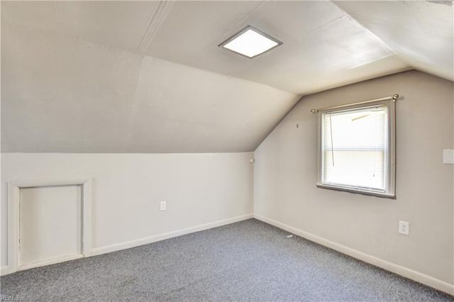 26 Monroe DR, Hampton, VA 23669