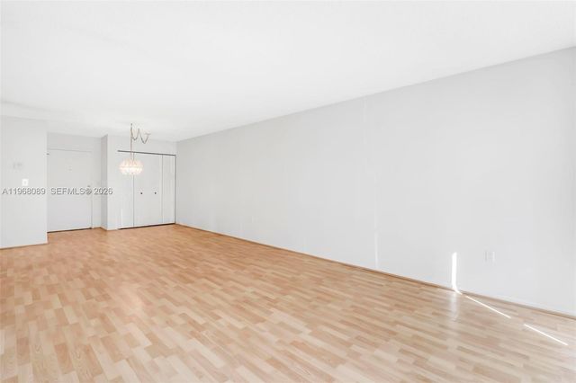 801 Three Islands Blvd 111, Hallandale Beach, FL 33009