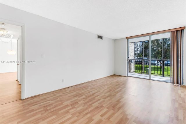 801 Three Islands Blvd 111, Hallandale Beach, FL 33009