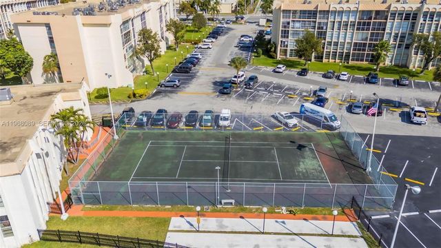 801 Three Islands Blvd 111, Hallandale Beach, FL 33009