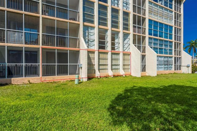 801 Three Islands Blvd 111, Hallandale Beach, FL 33009