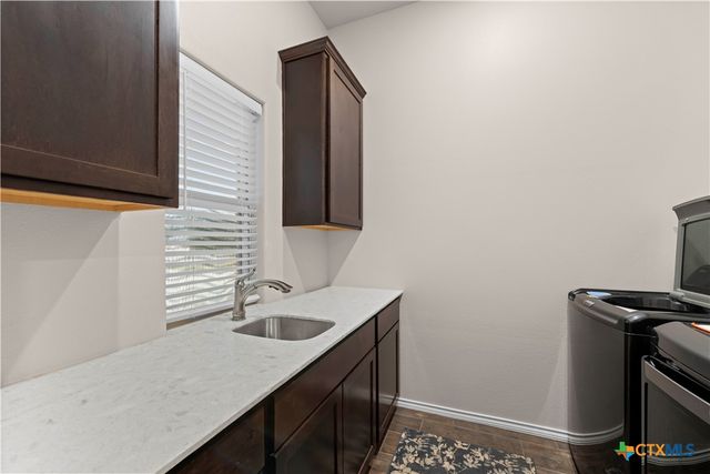 101 Metheglin Drive, Temple, TX 76502