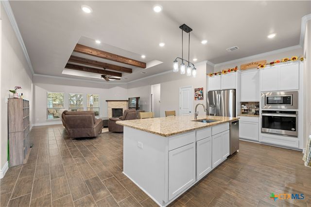 101 Metheglin Drive, Temple, TX 76502