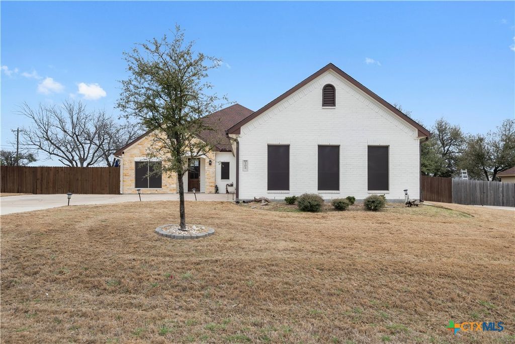101 Metheglin Drive, Temple, TX 76502