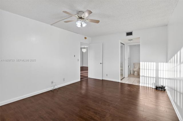 900 SW 128th Ave 306D, Pembroke Pines, FL 33027