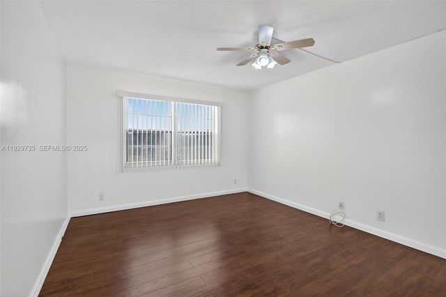 900 SW 128th Ave 306D, Pembroke Pines, FL 33027