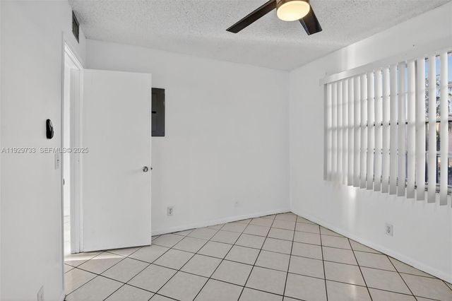 900 SW 128th Ave 306D, Pembroke Pines, FL 33027