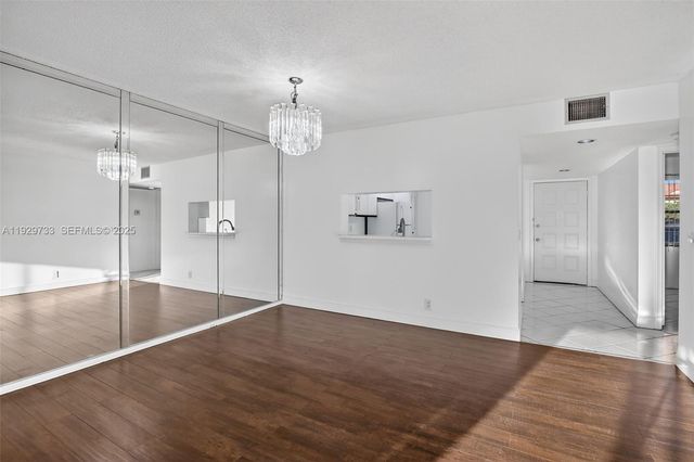 900 SW 128th Ave 306D, Pembroke Pines, FL 33027