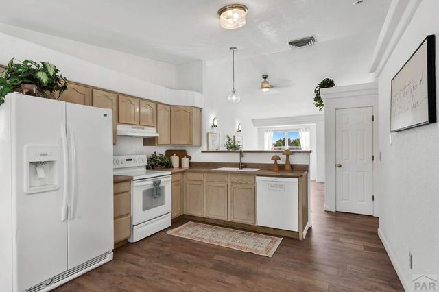 311 E Bond Dr, Pueblo, CO 81007