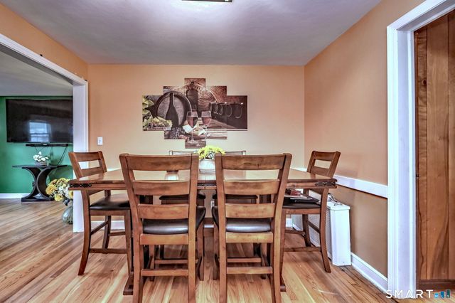 59 Hayward Road, Hamden, CT 06514
